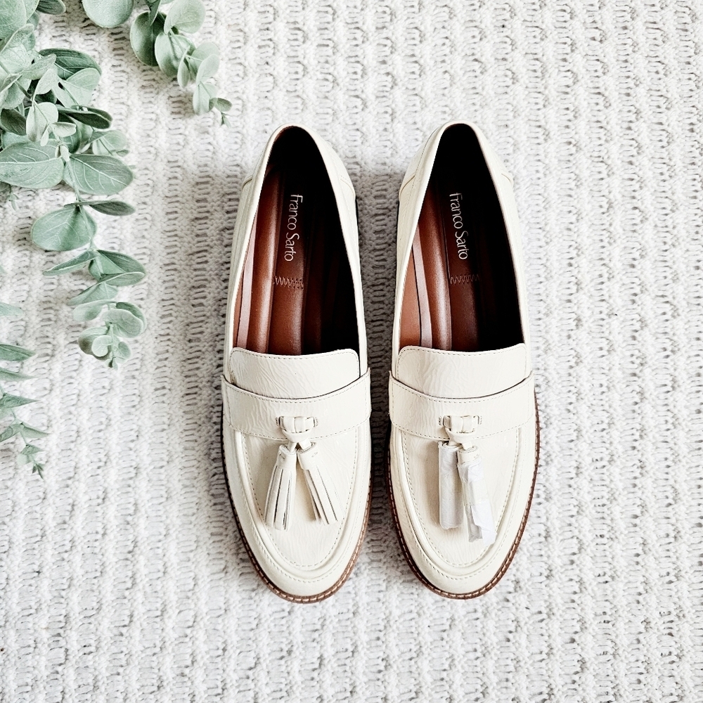 Franco Sarto Carolynn Tassel Loafers Neutral Patent Slip On Lug Sole Vamp NWOT 8 - Picture 3 of 16